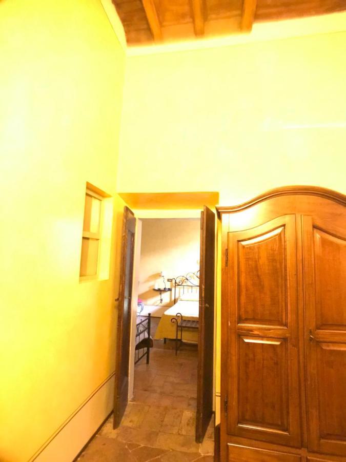 Camere Della Vecchia Posta Треві Екстер'єр фото