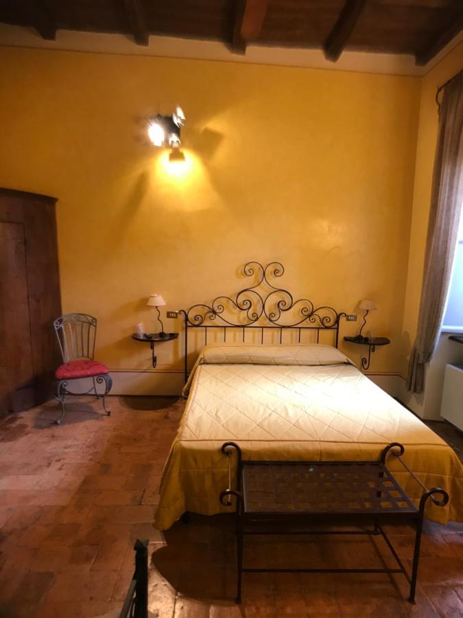Camere Della Vecchia Posta Треві Екстер'єр фото