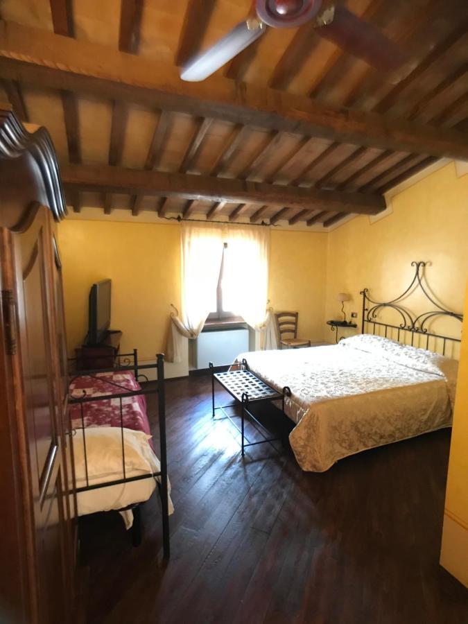 Camere Della Vecchia Posta Треві Екстер'єр фото