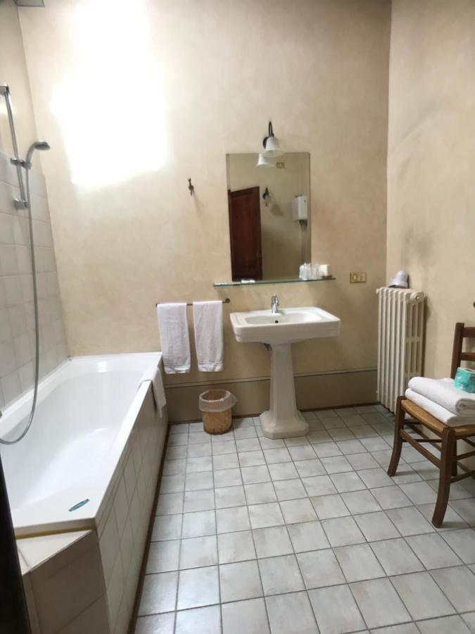 Camere Della Vecchia Posta Треві Екстер'єр фото