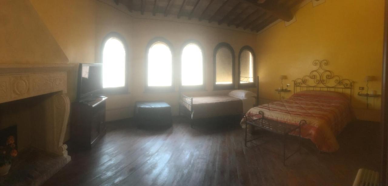 Camere Della Vecchia Posta Треві Екстер'єр фото